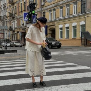 Traje dos piezas falda y blusa