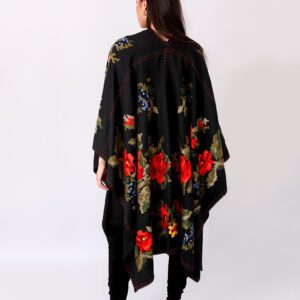 Capa de Lino bordada