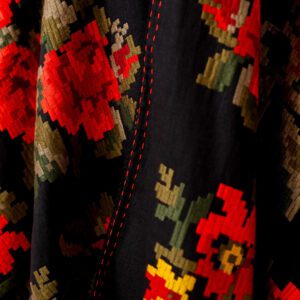 Capa de Lino bordada