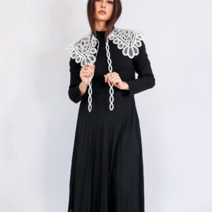 Cuello artesanal bordado