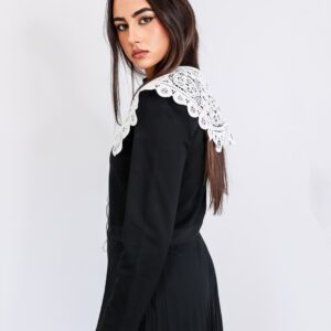 Cuello artesanal bordado