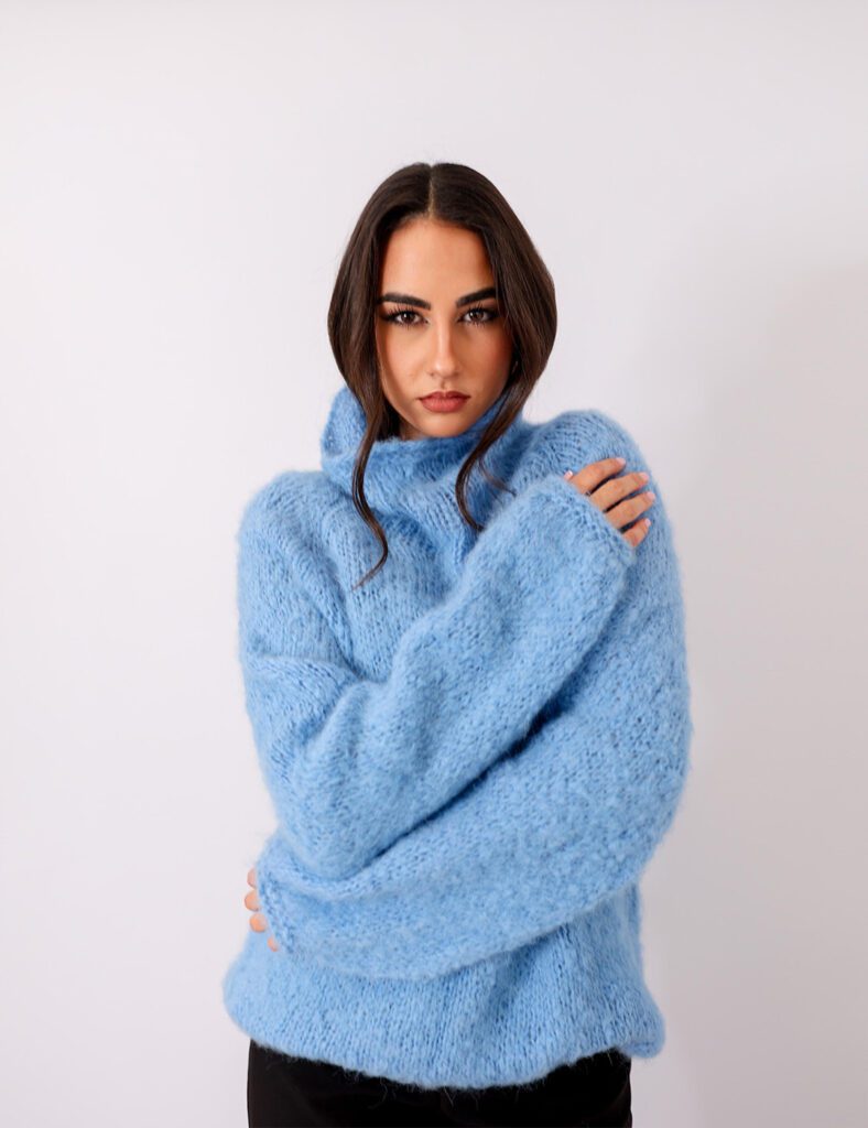 Jersey Artesanal de Alpaca Azul cielo