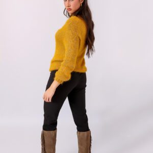 Jersey artesanal de Angora en Mostaza