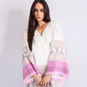 Kimono bordado en lino natural